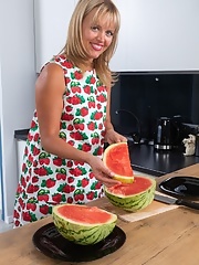 Beauty wife eating watermelon on the balcony and reveal super hairy snatch