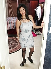 Busty older babe Marcy Darling spreads her pussy lips