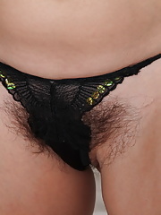 Hairy American housewife getting wet and wild