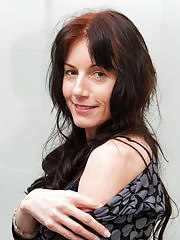 Horny mature slut playing with her dildo