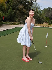 Kali Karinena Plays Naked Golf