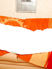 Lascivious mature chick spreading her legs to get the last fix of boy meat