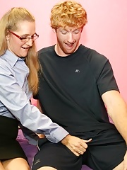 Milf Sara James gives Joey an awesome tugjob