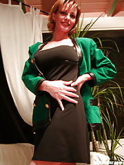 Reheaded milf sits on fat cock and cums hard