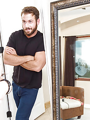 Sexy wife Jaclyn Taylor seduce a man for sex