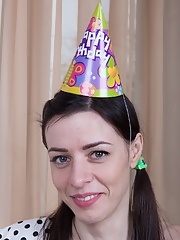 Skinny mature babe Maria Rosa splits her legs and unveils sweet hairy hole