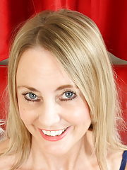 Hot British mom getting very naughty