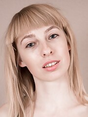 Skinny Mom Natinella Taking Off Her Clothes And Plays With Her Hairy Pussy