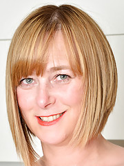 Cock hungry mom gets naked and finger fucks her hairy twat