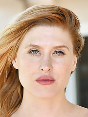 Sexy Mature Removes Her Sexy Lingerie To Pose Nude Outside