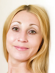 Lovely blonde hottie simply enjoys showing off her perfect body