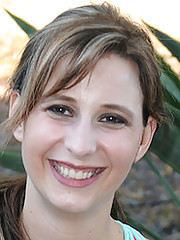 Busty Alice Chambers shows her sexy self