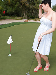 Kali Karinena Plays Naked Golf